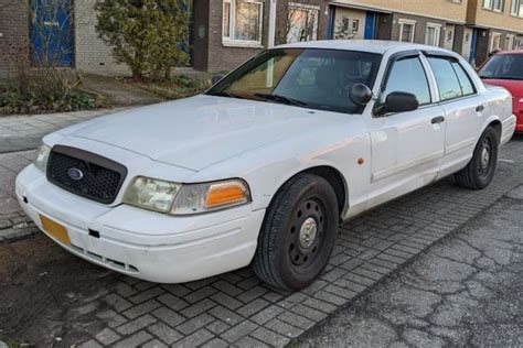 Ford Crown Victoria 2011 Into The Wild Techzle