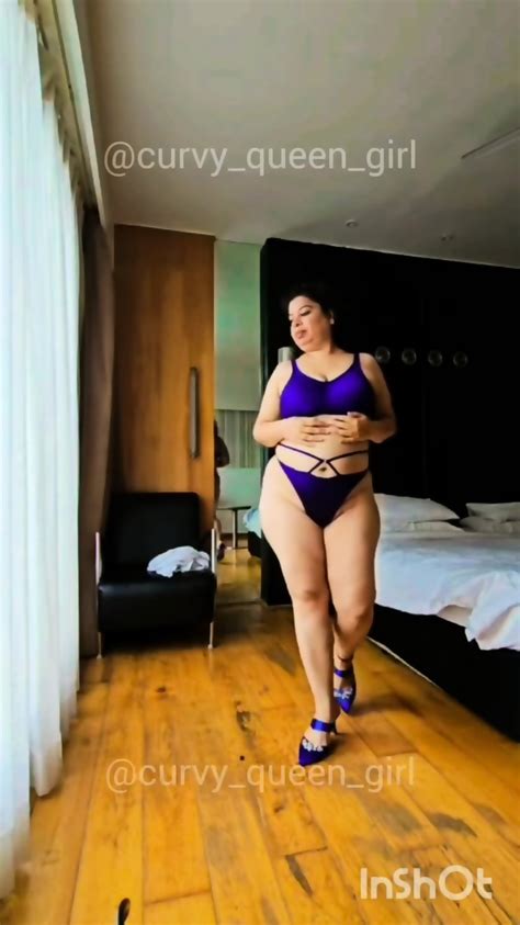Instagram Hot Milf Curvy Queen Girl