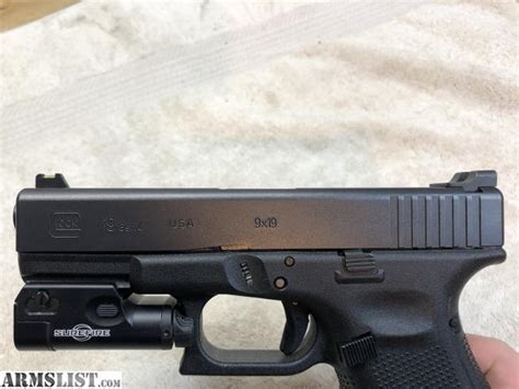 Armslist For Saletrade Glock 19 Gen 4 Usa Warren Sightsurefire