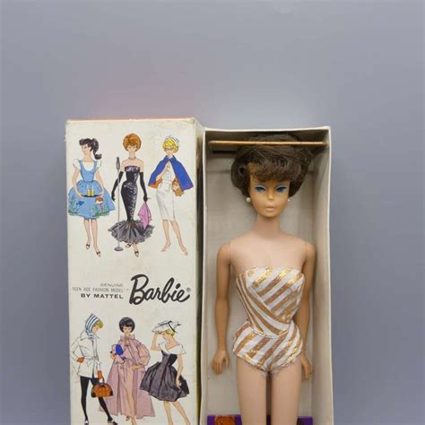 European Sidepart Bubblecut Vintage Barbie Brunette Doll From 1965 IOB
