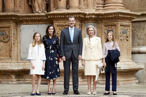 La princesse Leonor et la petite Sofia éblouissent par leur beauté, à
