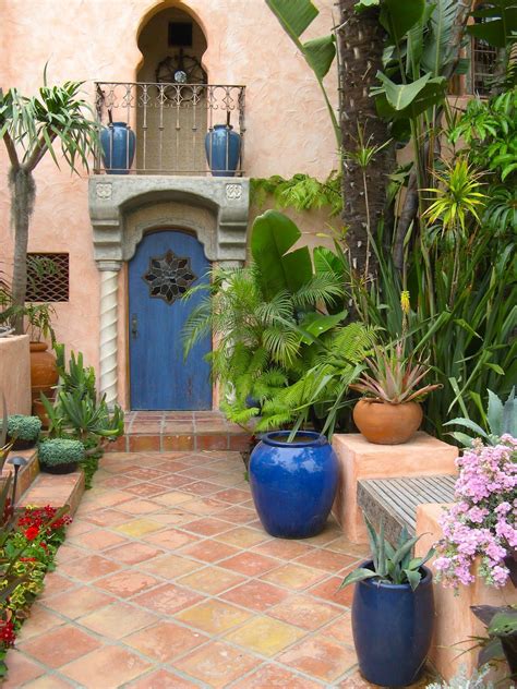 Moroccan Garden Patio Design