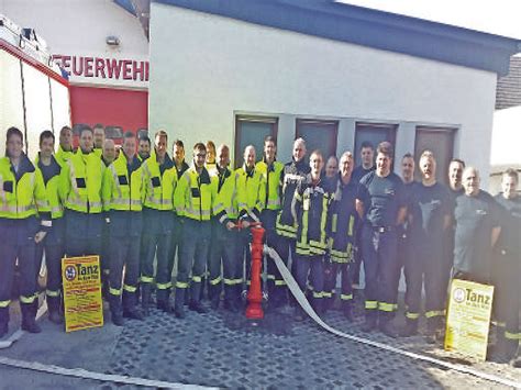 Regenjacken Und Ein Oberflurhydrant Bad Bodendorf Das Tor Zum Ahrtal