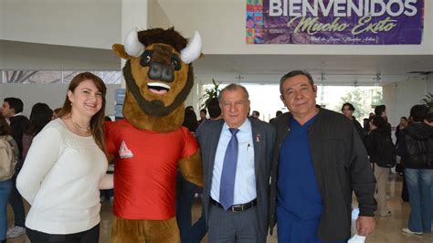 Director De Facultad De Medicina Da Bienvenida A Estudiantes Al