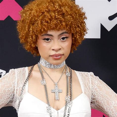 Latina Powerhouse HOLA