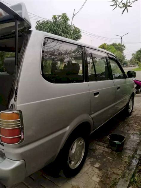 Toyota Kijang Lgx Efi Tahun Dijual Co Id