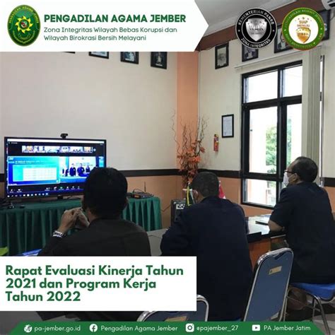 Rapat Evaluasi Kinerja Tahun Dan Program Kerja Tahun