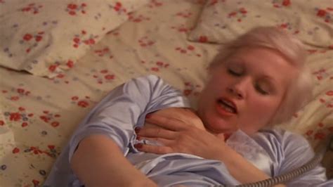 Naked Gallia In Caresses Inavouables