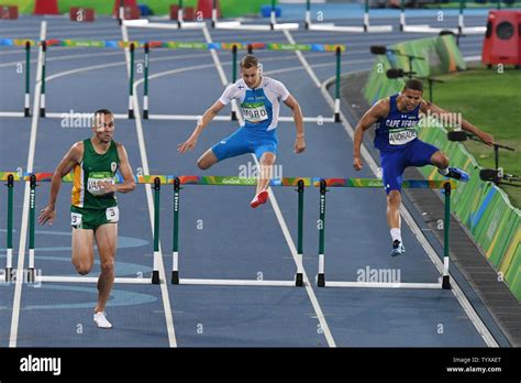 Vallas de 400 m para hombre fotografías e imágenes de alta resolución