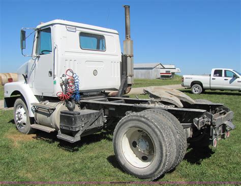 White Gmc Wg Semi Truck In Baldwin Ks Item Sold Purple Wave