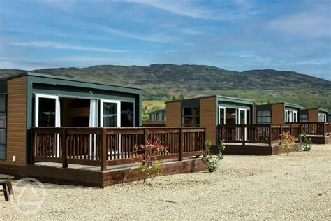 20+ campsites near Loch Ness - the best Loch Ness camping sites