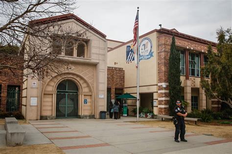 Beverly Hills School District Expels Th Graders Involved In Fake Nude Images Of Classmates