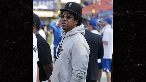 Jay Z Hits Rams Game In L A Cool With Nfl