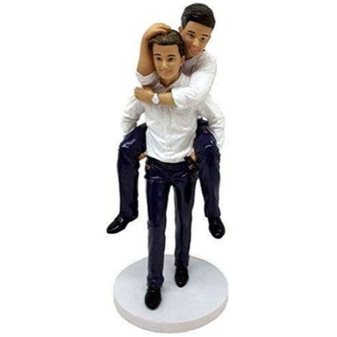 40 Awesome Gay Wedding Cake Toppers That Will Make Your Wedding Cake