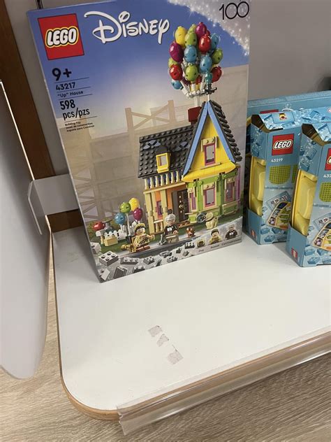 New Find! Disney’s Up house : r/lego