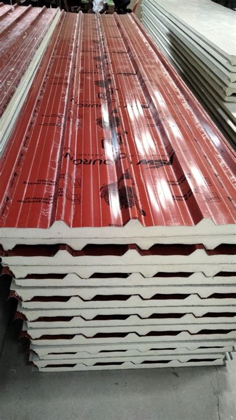 Jindal Galvanised Puf Insulated Roofing Panel At Square Meter