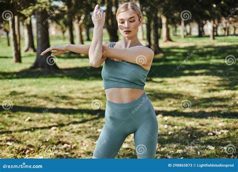 Blonde And Fit Woman In Active Stock Image Image Of Woman Vitality