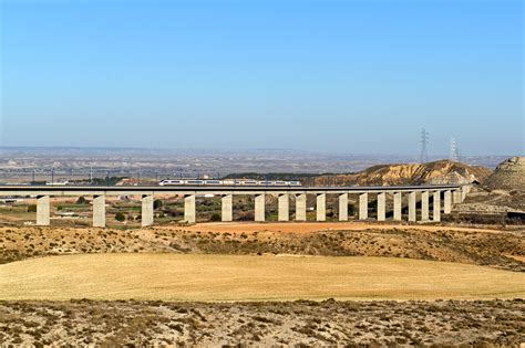 Baureihe Der Renfe In Fuentes De Ebro