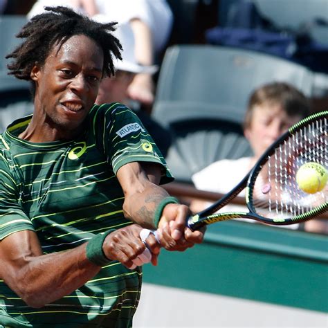 Roland Garros Ga L Monfils Se Qualifie P Niblement Pour Le Troisi Me Tour