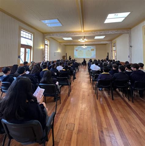 Sanidad Naval CAPS VIÑA DEL MAR COMENZÓ CAMPAÑA EFOS EN COLEGIO