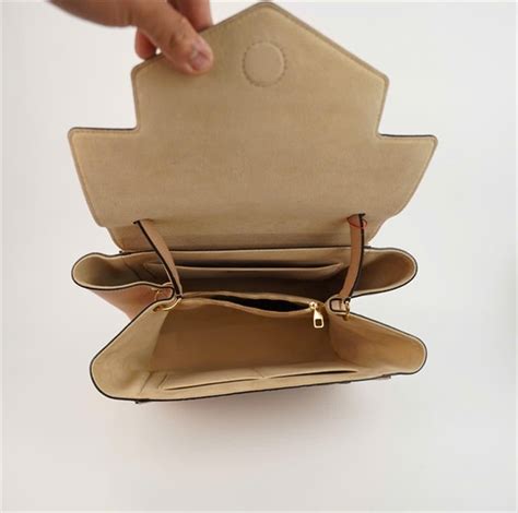 Túi LV màu nude TJ2105 sz30