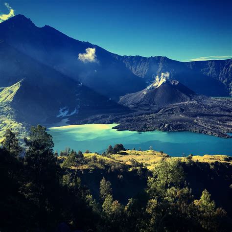 Hiking to the Summit of Rinjani: Part I