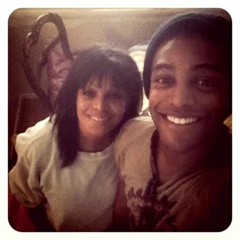 Rebbie With Her Son Maureen Reillette Rebbie Jackson Photo 33360631 Fanpop