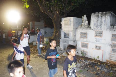 Ilocos Norte To Regulate Visits To Cemeteries During Undas Inquirer