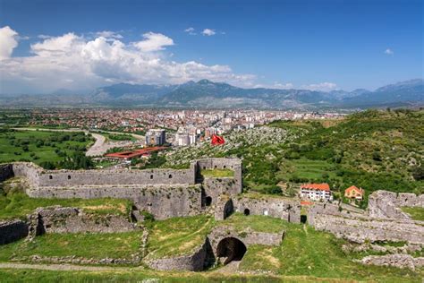 De Tirana excursion d une journée à Shkoder au château de Rozafa et