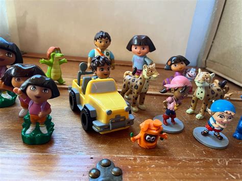 Lot Rubber Plastic TV DORA THE EXPLORER Diego Crocodile Monkey Ocelot ...