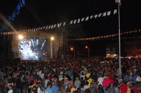 Brumado S O Pedro Do Bairro Olhos D Gua Tem Sucesso De P Blico Nos