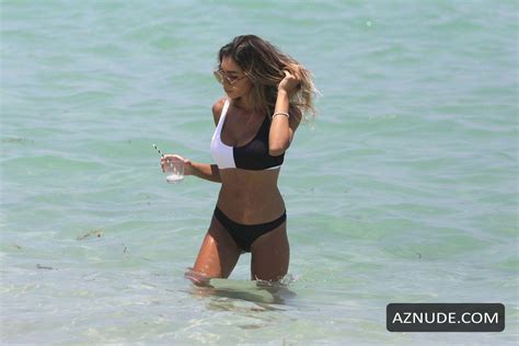 Jasmine Tosh Sexy Bikini Body On The Beach In Miami AZNude