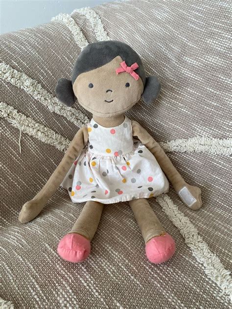 Peluche doudou obaibi poupée noir métisse marron rose et beige à pois