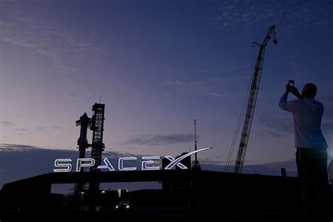 Spacexs Starship Readies For Ambitious Test Flight Highlighting Nasa