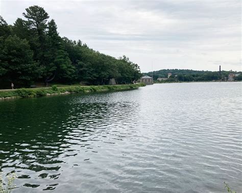 Chestnut Hill Reservoir in Allston-Brighton: Plan Your Trip - Urbnparks.com