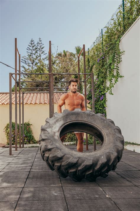 É possível treinar crossfit em casa