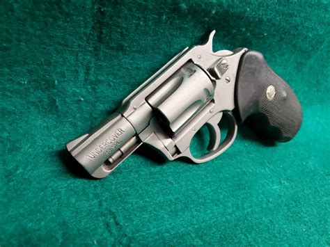 Charter Arms Model Undercover Stainless Double Action 5 Shot 2