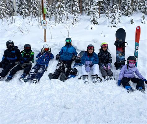 8 Tips for Skiing with Kids