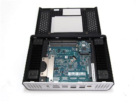 Zotac ZBOX CI660 nano barebones Mini-PC Review - A look Inside ...