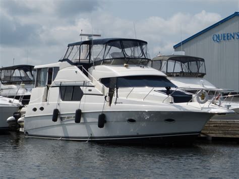 2000 Silverton 453 Motor Yacht