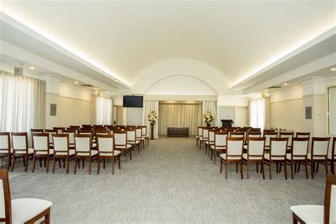 Neighbors are divided over the new jost funeral home signage today 15