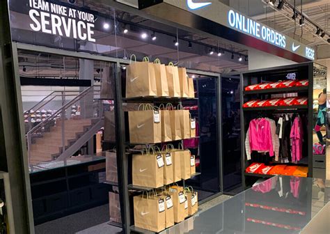 Nike Outlets 101 - Everything You Need To Know About Factory Stores ...