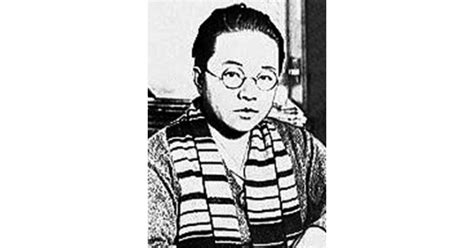 Красота и заключается именно в естественности,… | Юрико Миямото - Цитата