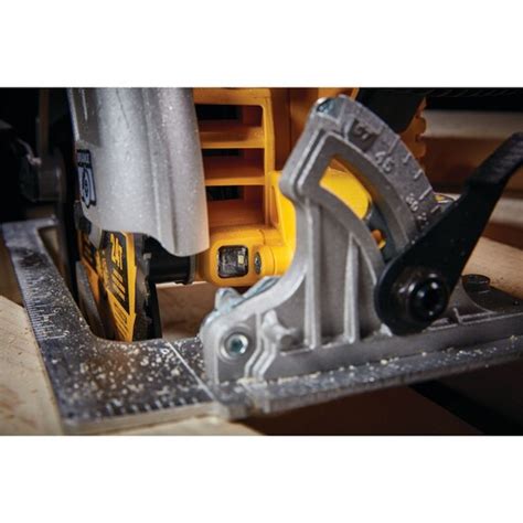 DeWalt DCS573N -KR Brushless Cordless 7-1/4" Circular Saw with FLEXVOL ...