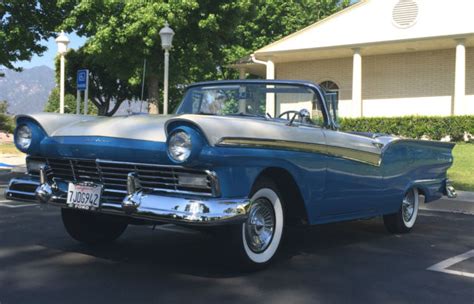 1957 Ford Fairlane 500 Skyliner Retractable Hardtop Convertible