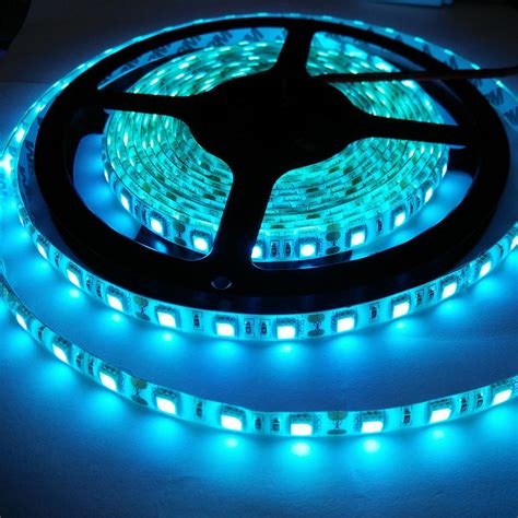 Mehrfarbiger RGB LED Streifen 60 LEDs M 720 Lumen M Wasserdicht