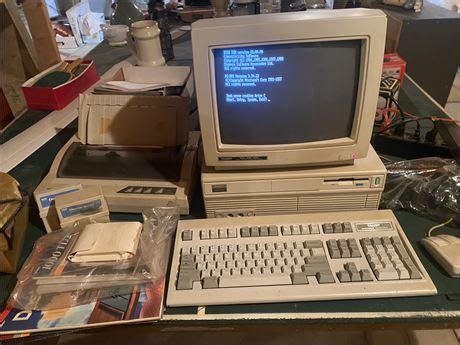 Great Finds Online Auctions Vintage Tandy Tl Desktop Computer