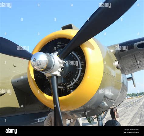 World War II era bomber engine and propeller Stock Photo - Alamy