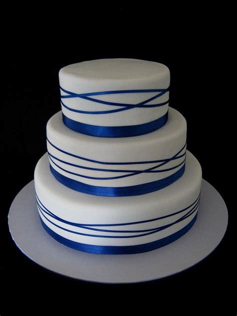 Royal Blue Wrapped Ribbon Wedding Cake | Wedding cakes blue, Royal blue ...