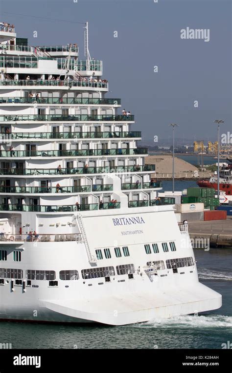 MV Britannia cruise ship of the P&O Cruises fleet setting sail from Cádiz city and port in south ...